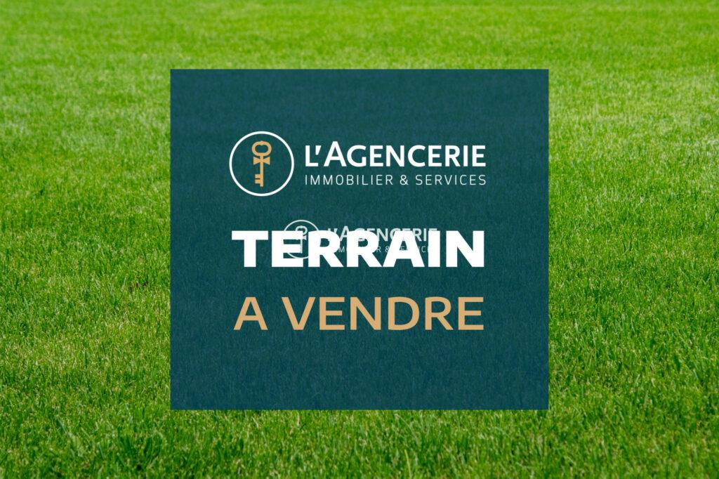 Terrain plat 782m²