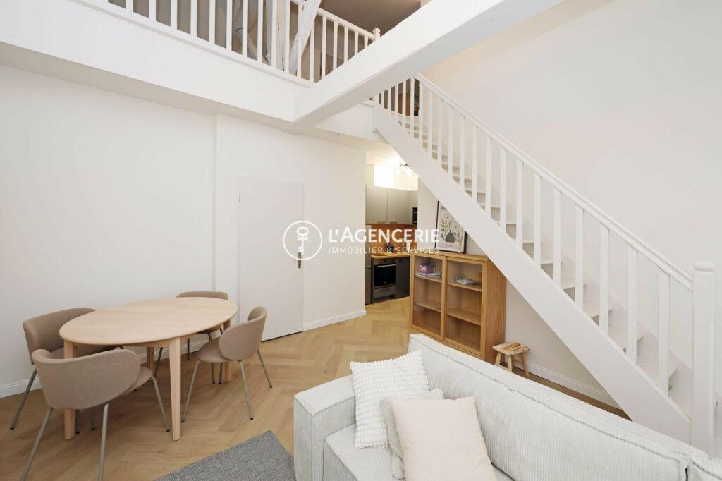 Appartement T3 duplex meublé
