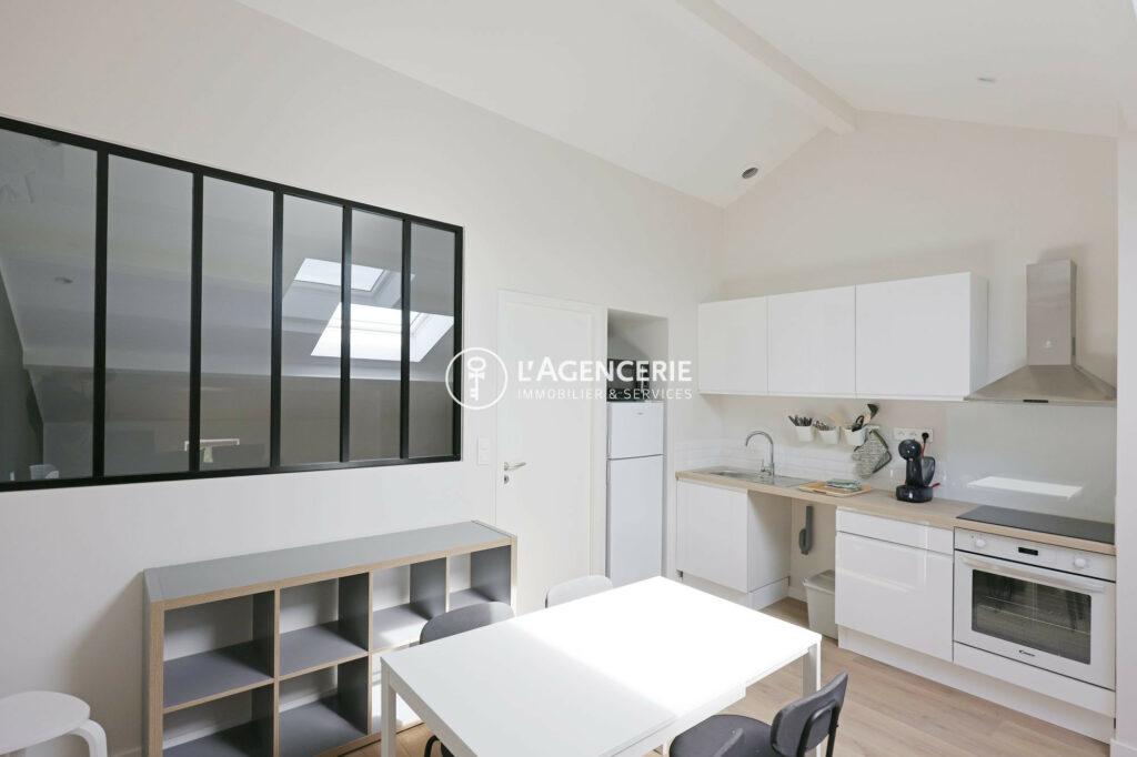 Appartement T2 dernier étage meublé