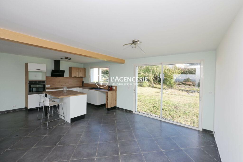 Maison de 90 m2 – avec sous-sol à Arthès