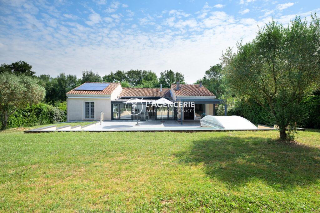 Belle villa familiale de 185 m² habitables avec piscine