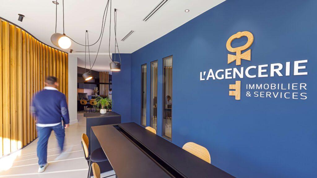 Locaux L'Agencerie Albi - Fabien de dos